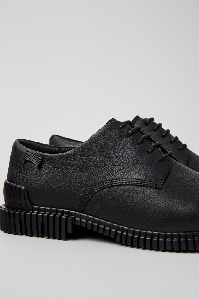 Camper Pix - Schwarzer Herrenschuh aus Leder.