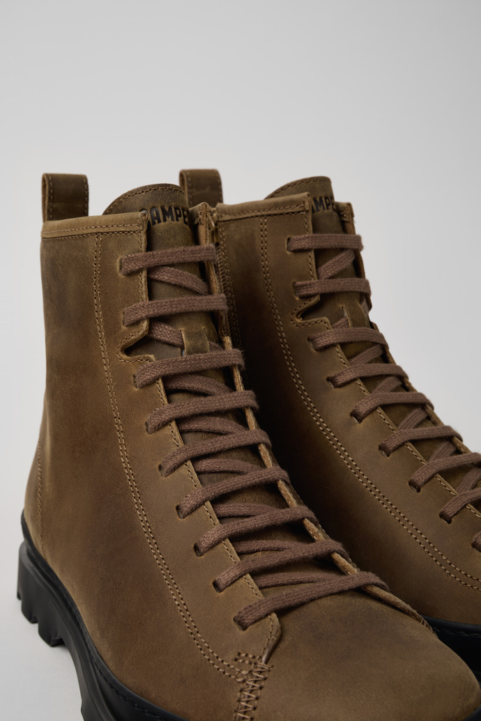 Camper Brutus - Mittelhoher Schnürstiefel für Herren