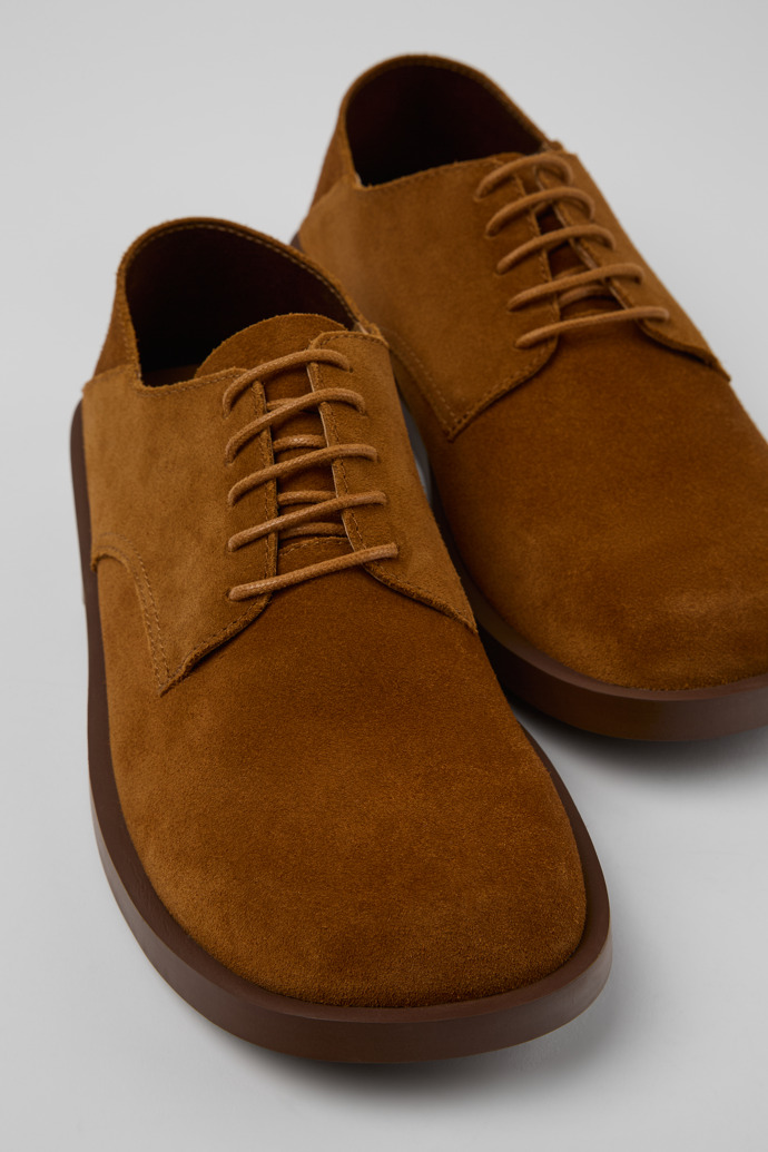 Camper Don - Brauner Herrenschuh aus Nubukleder.