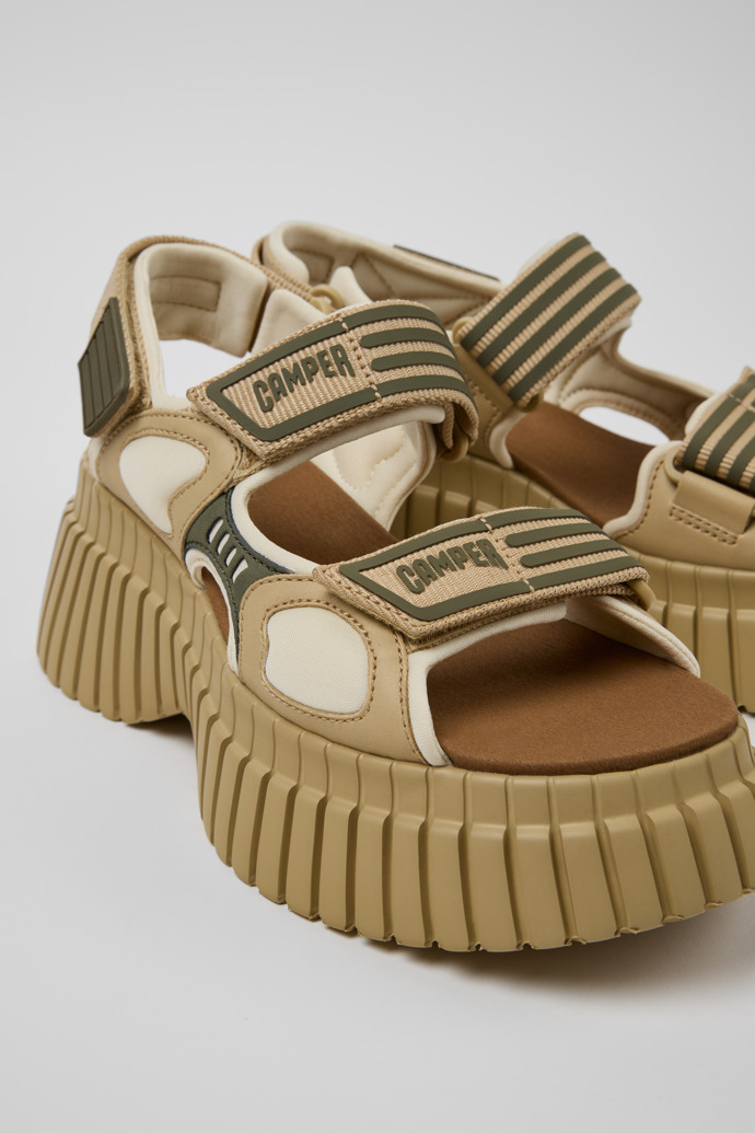 Camper Pix BCN - Mehrfarbige Sandalen aus Leder und Textil für Damen.