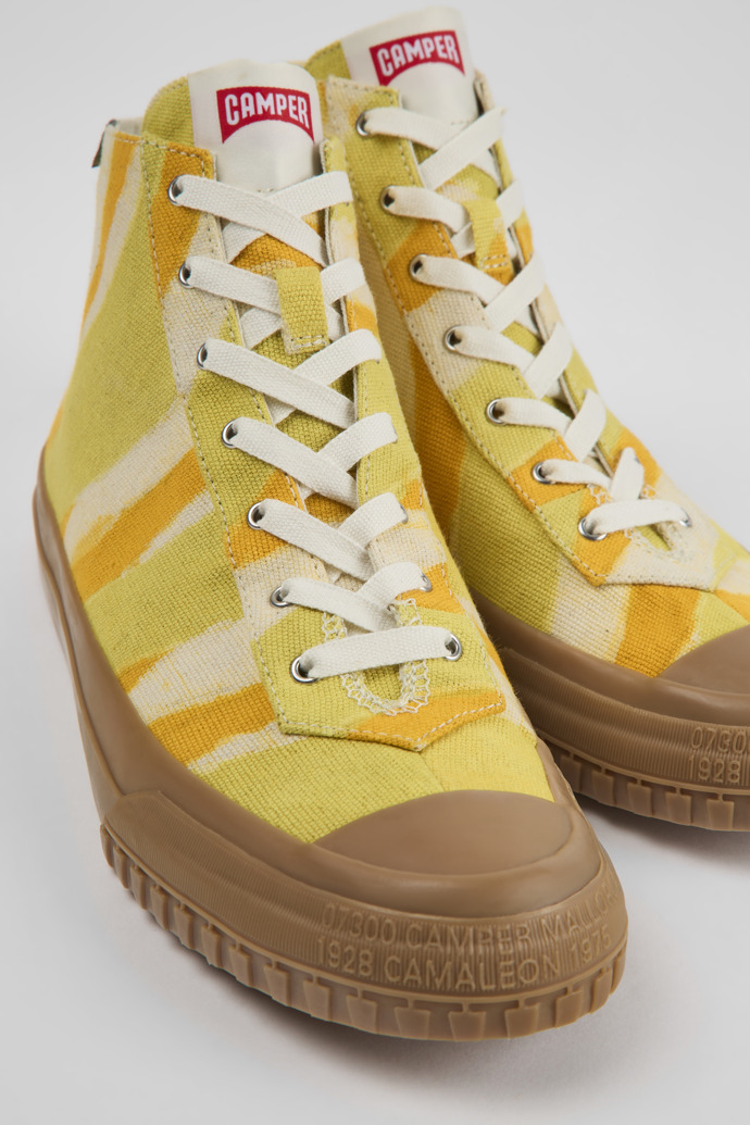Camper Camper x EFI - Bunter Damensneaker aus Biobaumwolle