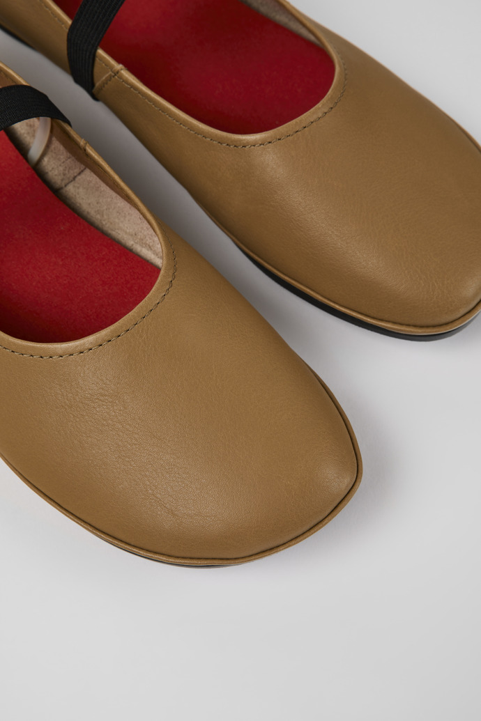 Camper Right - Brauner Mary Jane-Lederschuh für Damen