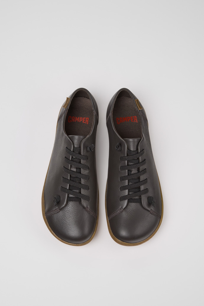Camper Peu - Grauer Herrenschuh aus Leder.