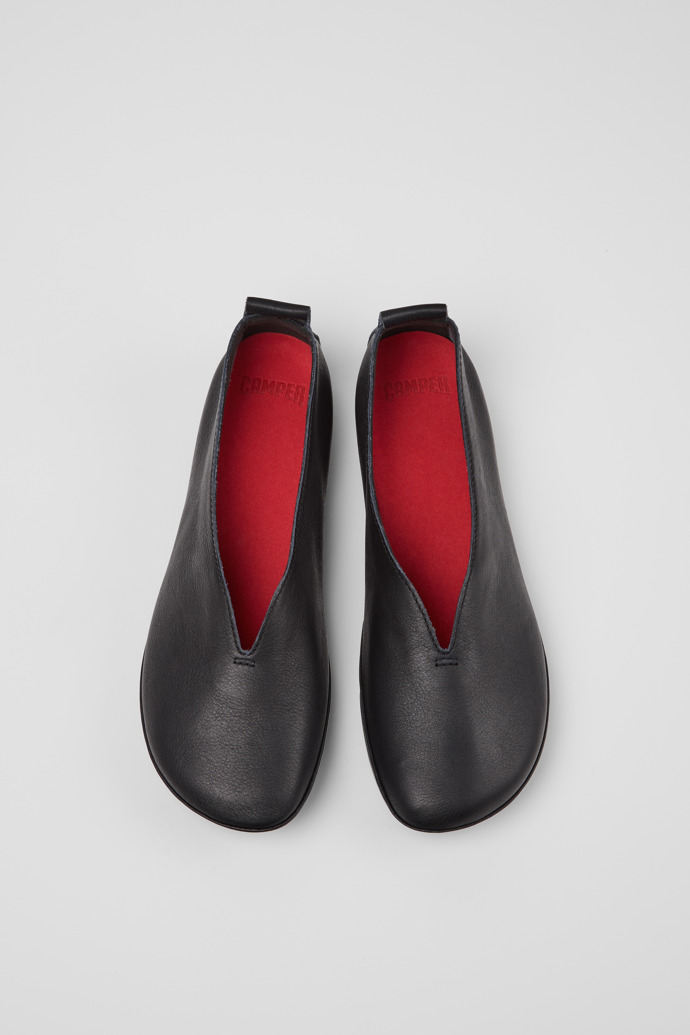 Camper Right Nina - Schwarzer Lederballerina für Damen.