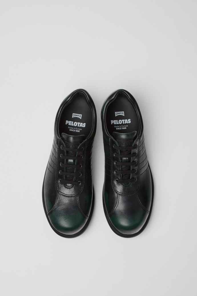 Camper Pelotas - Schwarzer Damenschuh aus Leder.