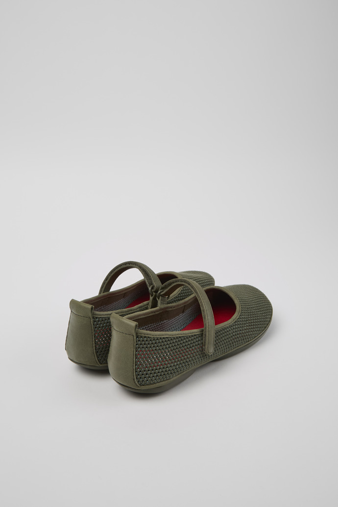 Camper Right - Grüne Mokassins aus TENCEL Lyocell und Leder für Damen.
