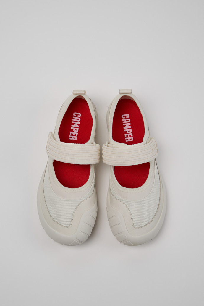 Camper Path - Weißer Damensneaker aus Leder.