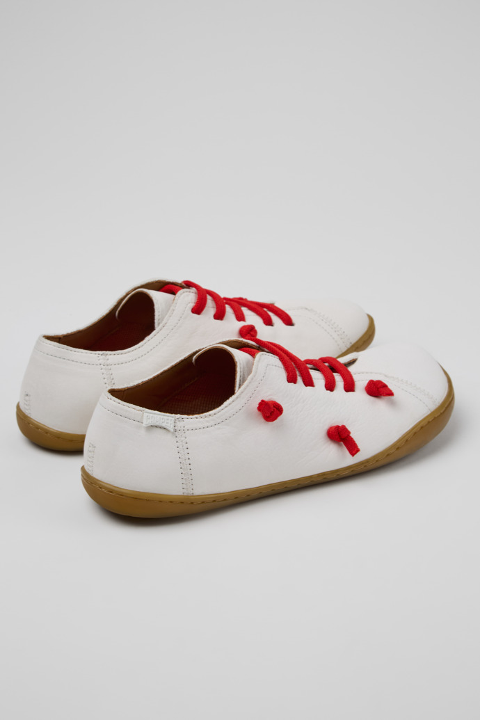 Camper Twins - Weißer Frauenschuh aus Leder.