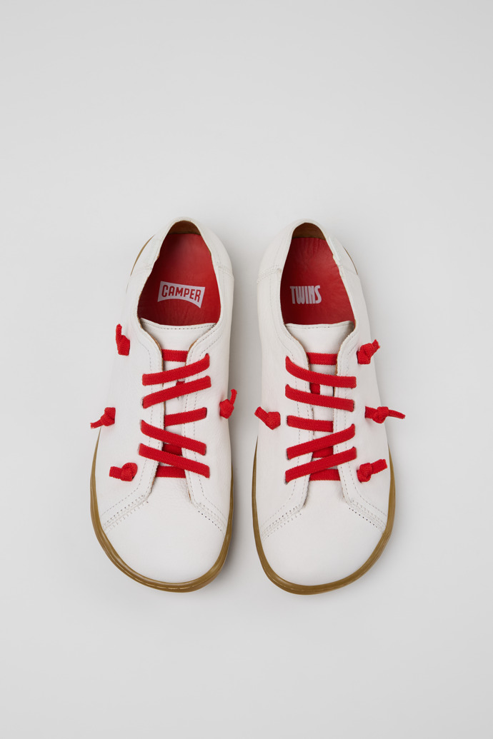 Camper Twins - Weißer Frauenschuh aus Leder.