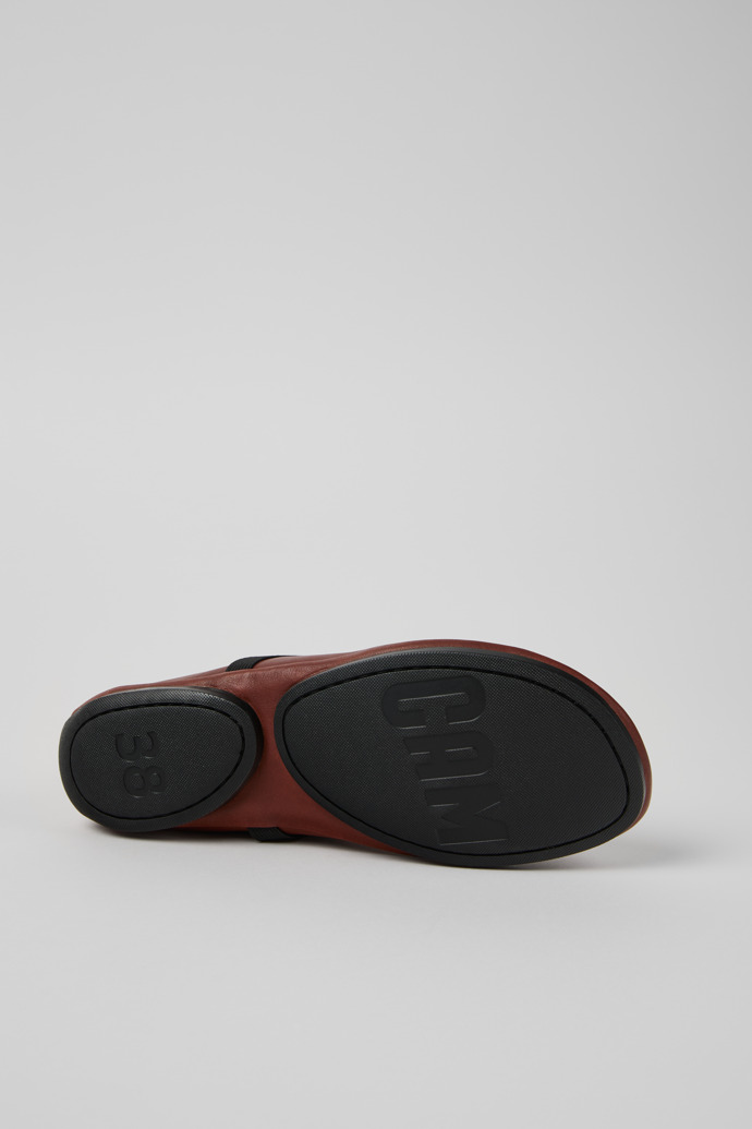 Camper Right - Roter Frauenschuh aus Leder.