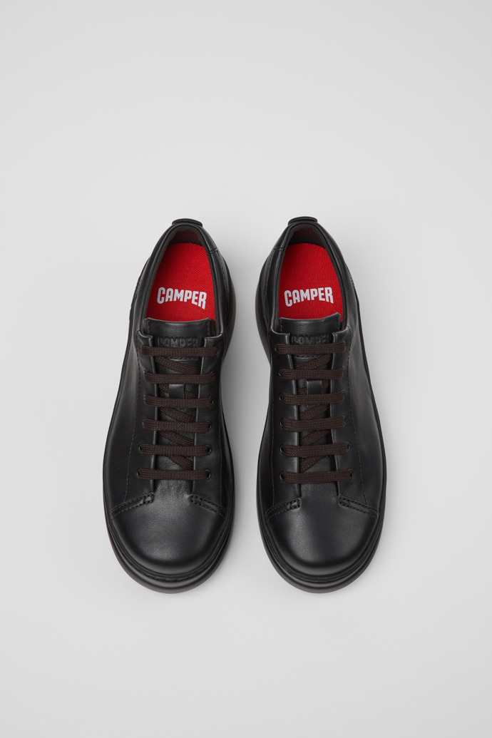 Camper Runner Up - Schwarzer Ledersneaker für Damen.