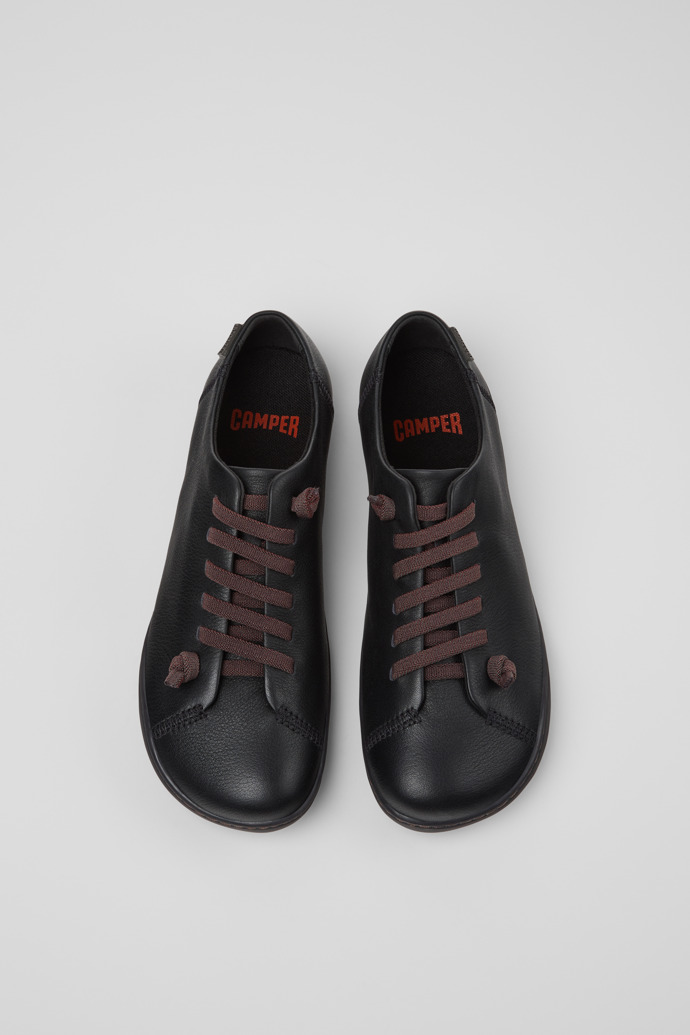 Camper Peu - Schwarzer Damenschuh aus Leder.