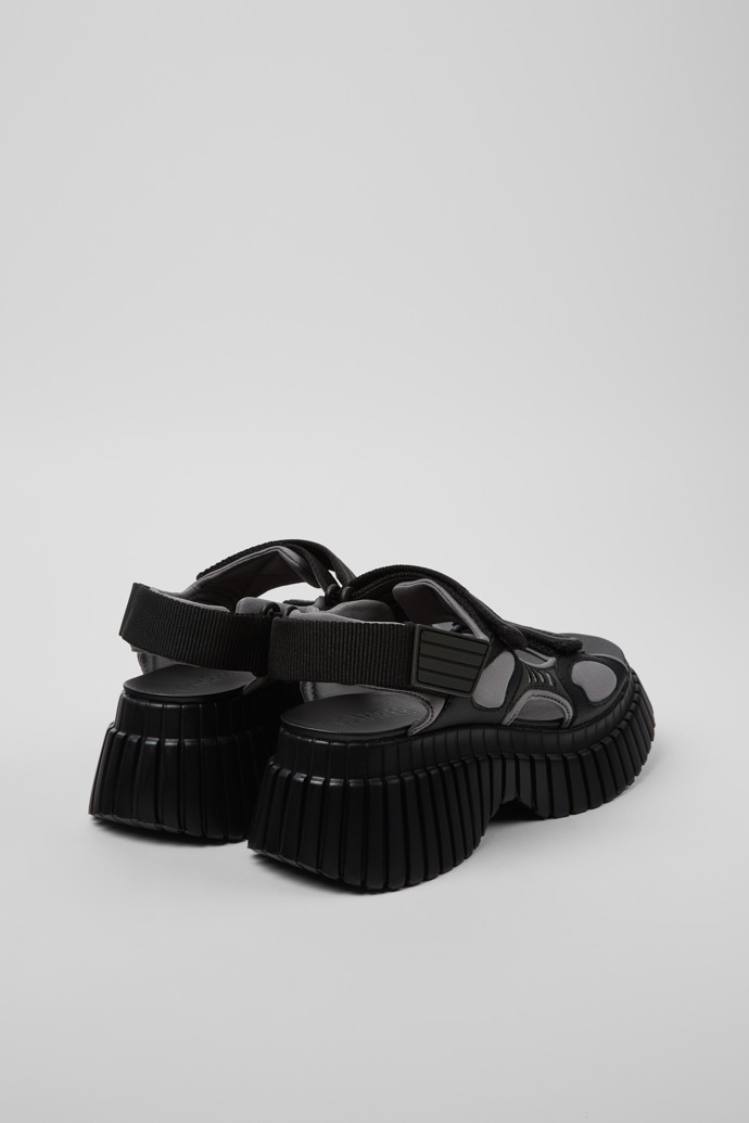 Camper Pix BCN - Mehrfarbige Damensandalen aus Leder und Textil.