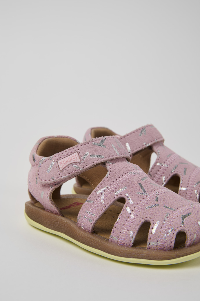 Camper Bicho - Mehrfarbige Kindersandalen aus Nubukleder.