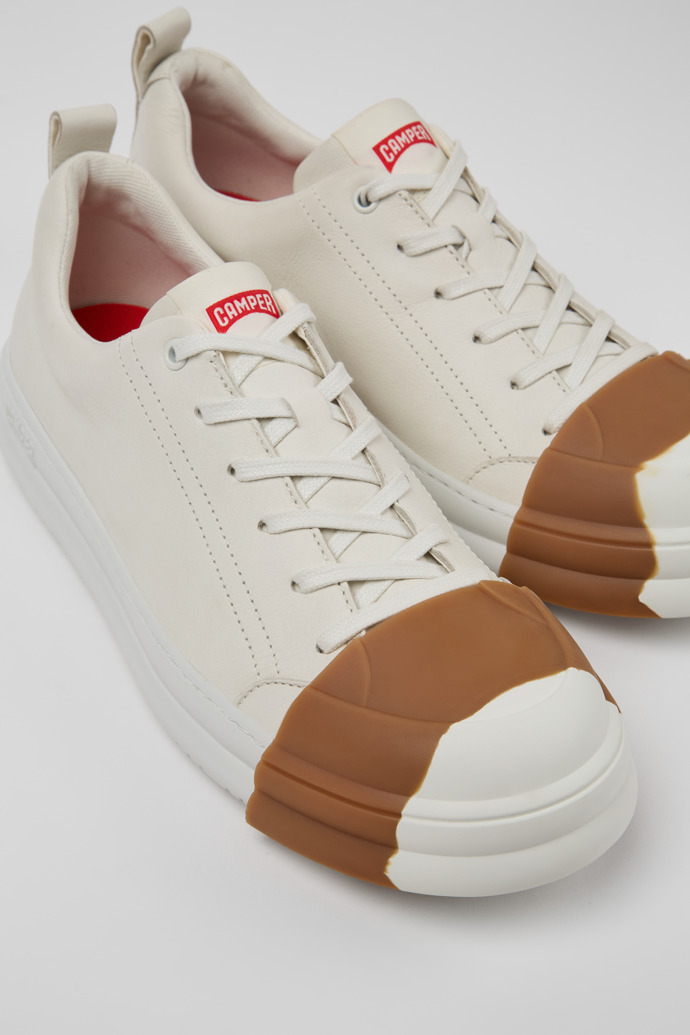 Camper Junction Runner - Weißer Herrensneaker aus Leder.