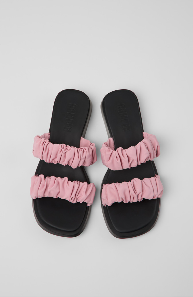 Camper Dana - Rosa Sandalen aus recyceltem PET für Damen.