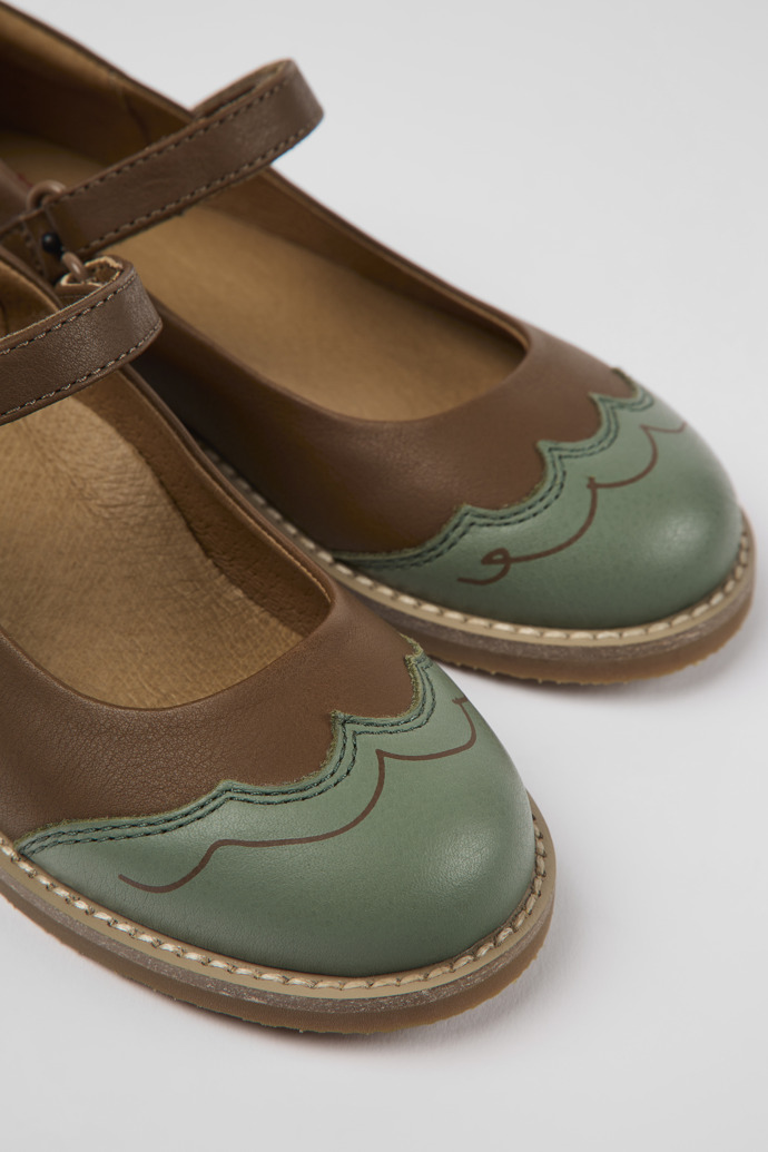 Camper Twins - Braun-grüner Kinderballerina aus Leder