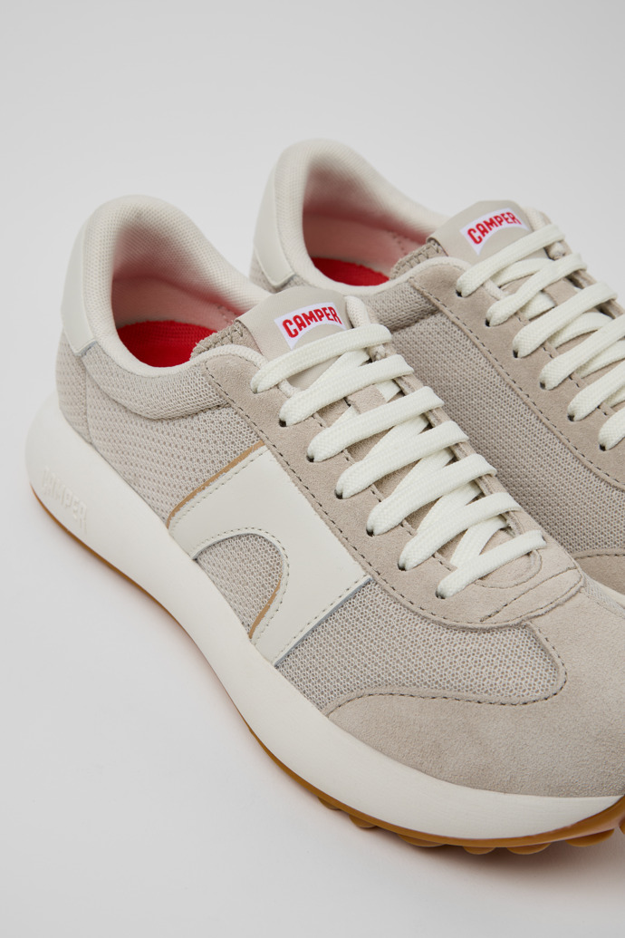 Camper Pelotas Athens - Mehrfarbiger Damensneaker aus Recycling-PET und Nubukleder.