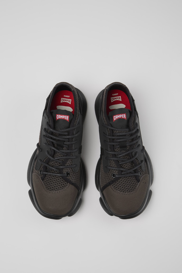 Camper Karst - Graue und schwarze Damensneaker aus TENCEL™ und MIRIUM®