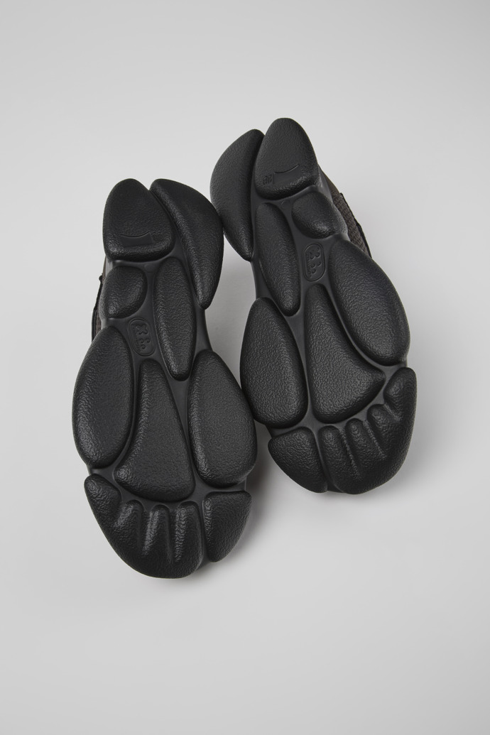 Camper Karst - Graue und schwarze Damensneaker aus TENCEL™ und MIRIUM®