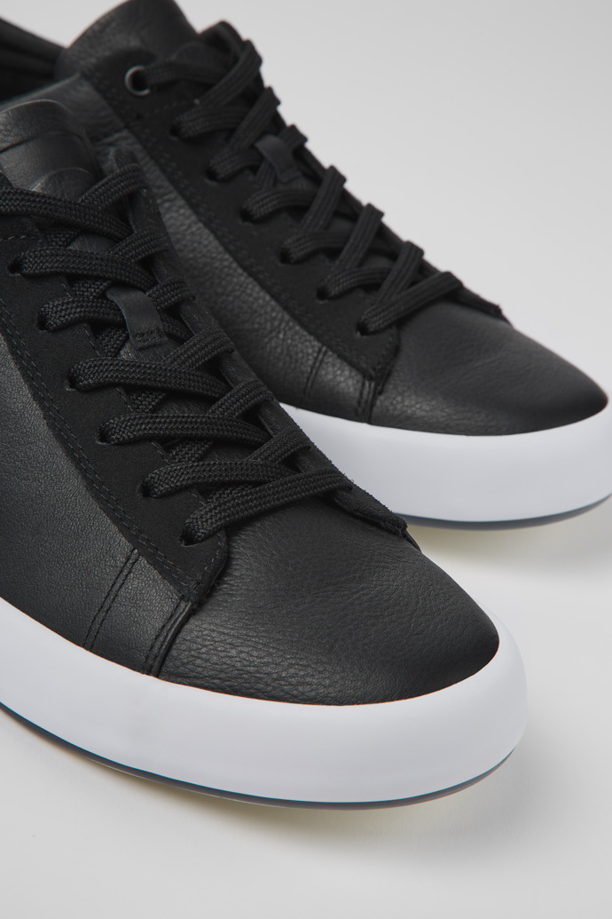 Camper Andratx - Schwarzer Herrensneaker aus Leder und Nubukleder.