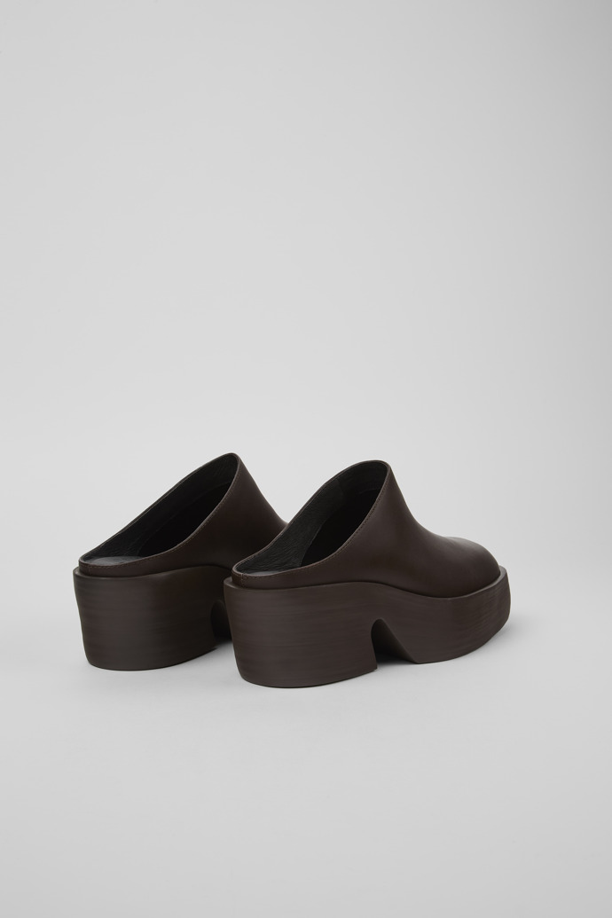 Camper Billie - Braune Lederclogs für Damen