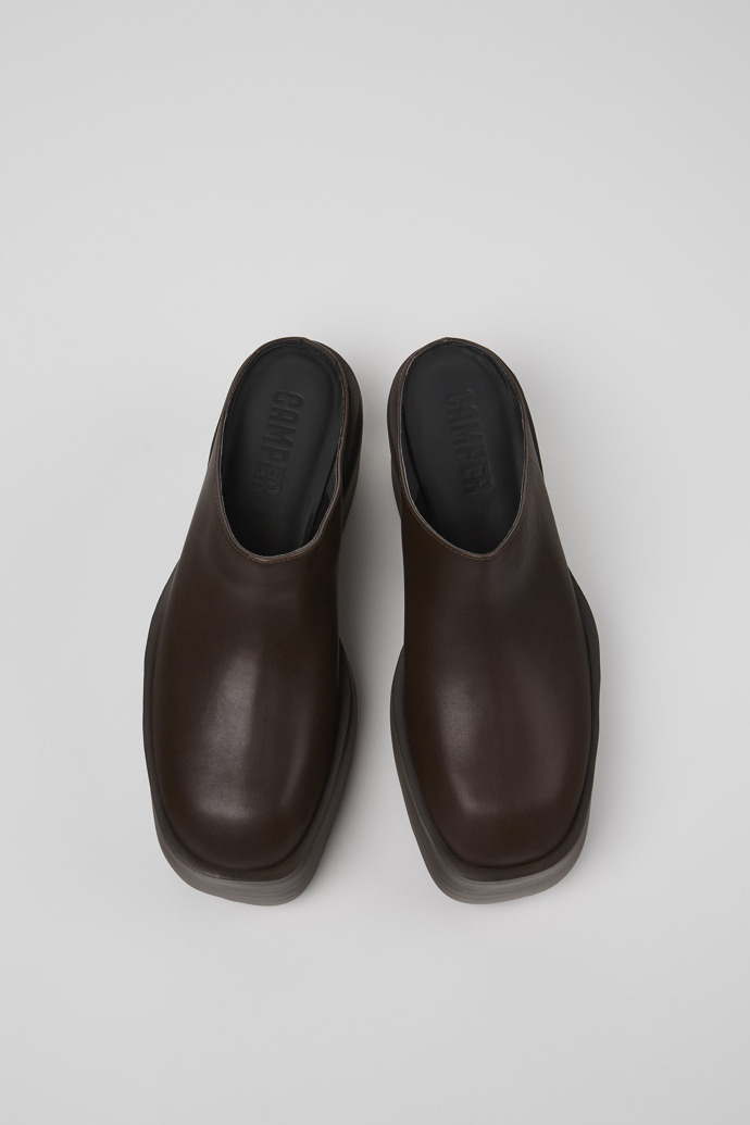Camper Billie - Braune Lederclogs für Damen