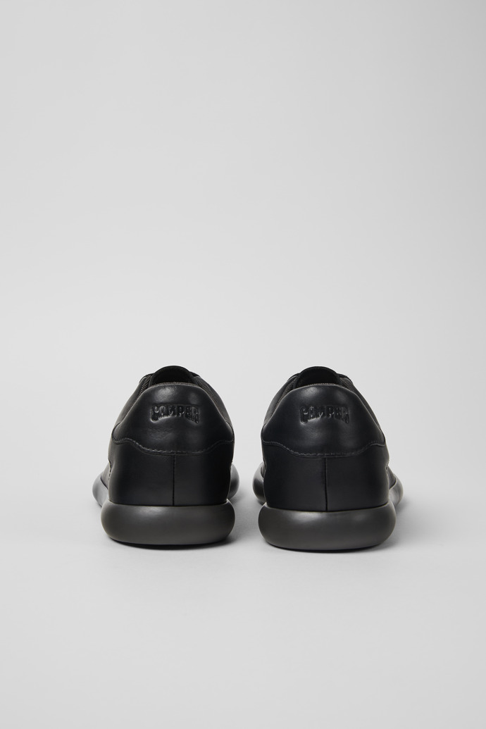 Camper Pelotas Soller - Schwarzer Herrensneaker aus Leder.