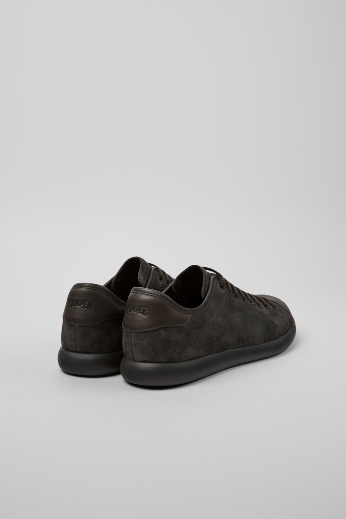 Camper Pelotas Soller - Grauer Herrensneaker aus Nubukleder und Leder.