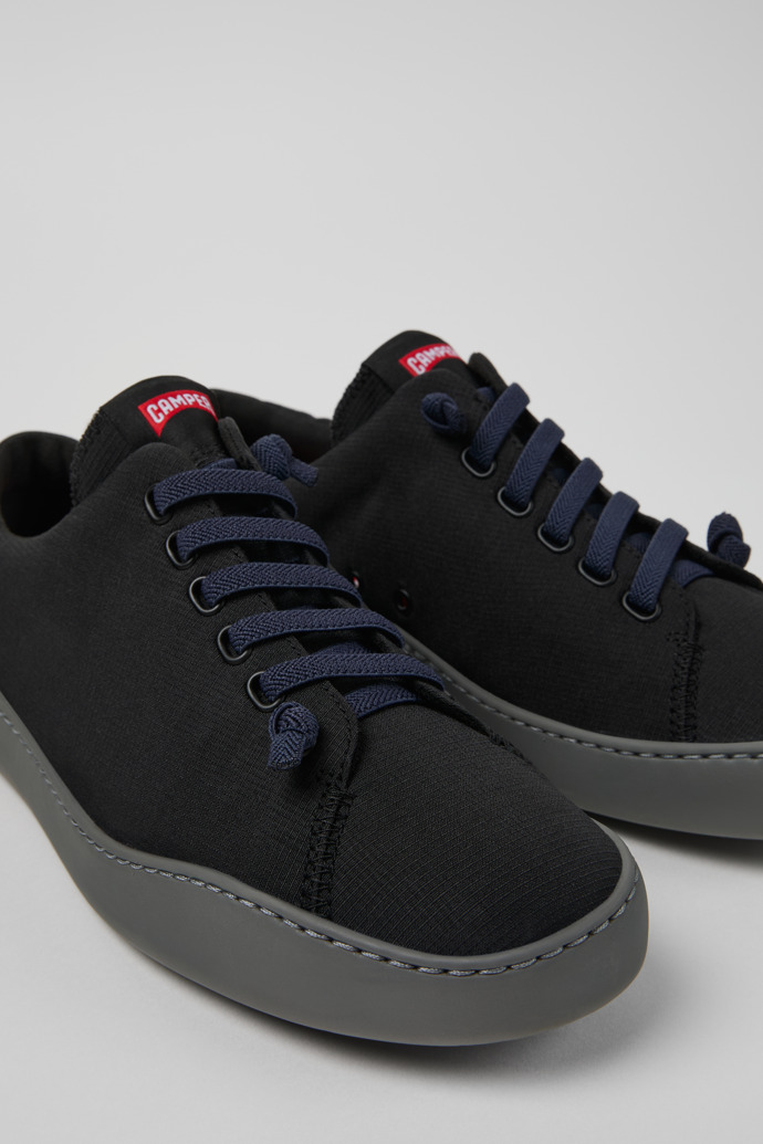 Camper Peu Touring - Schwarzer Herrensneaker aus Recycling-PET.