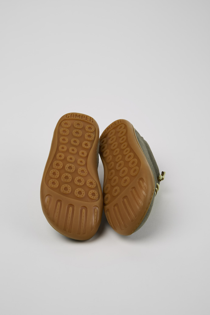 Camper Peu - Grüner Kinderschuh aus Nubukleder.