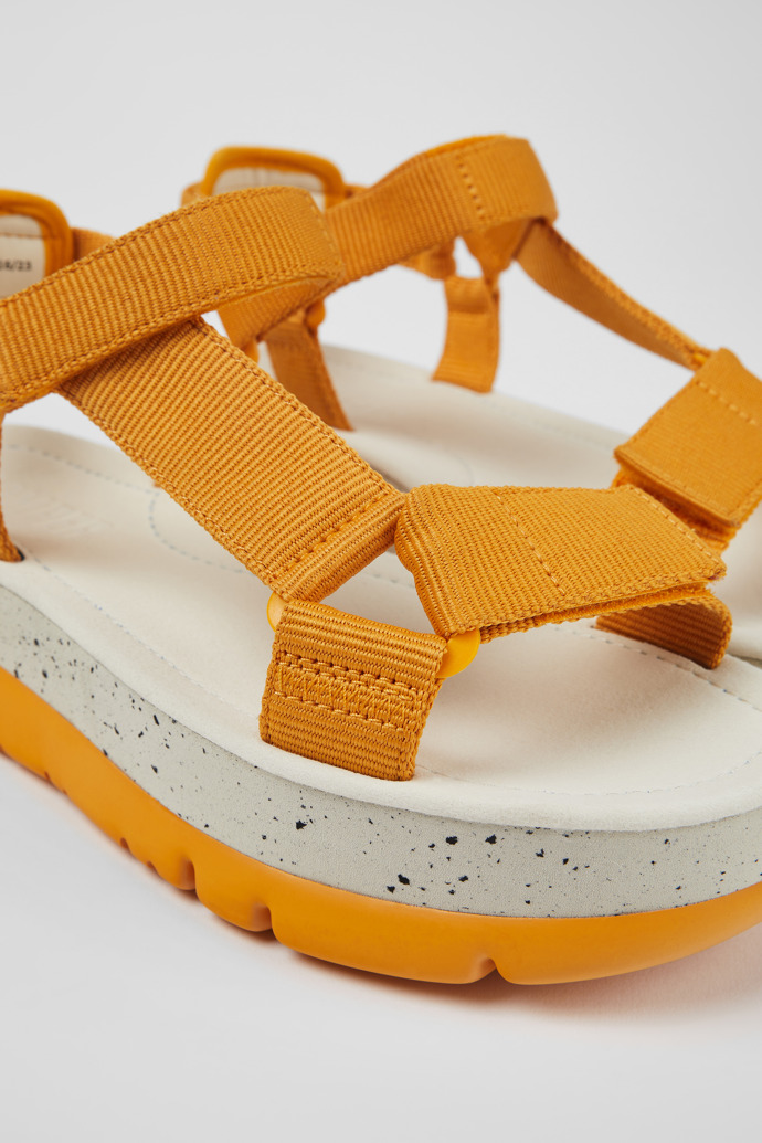 Camper Oruga Up - Orange Damensandalen aus Textil
