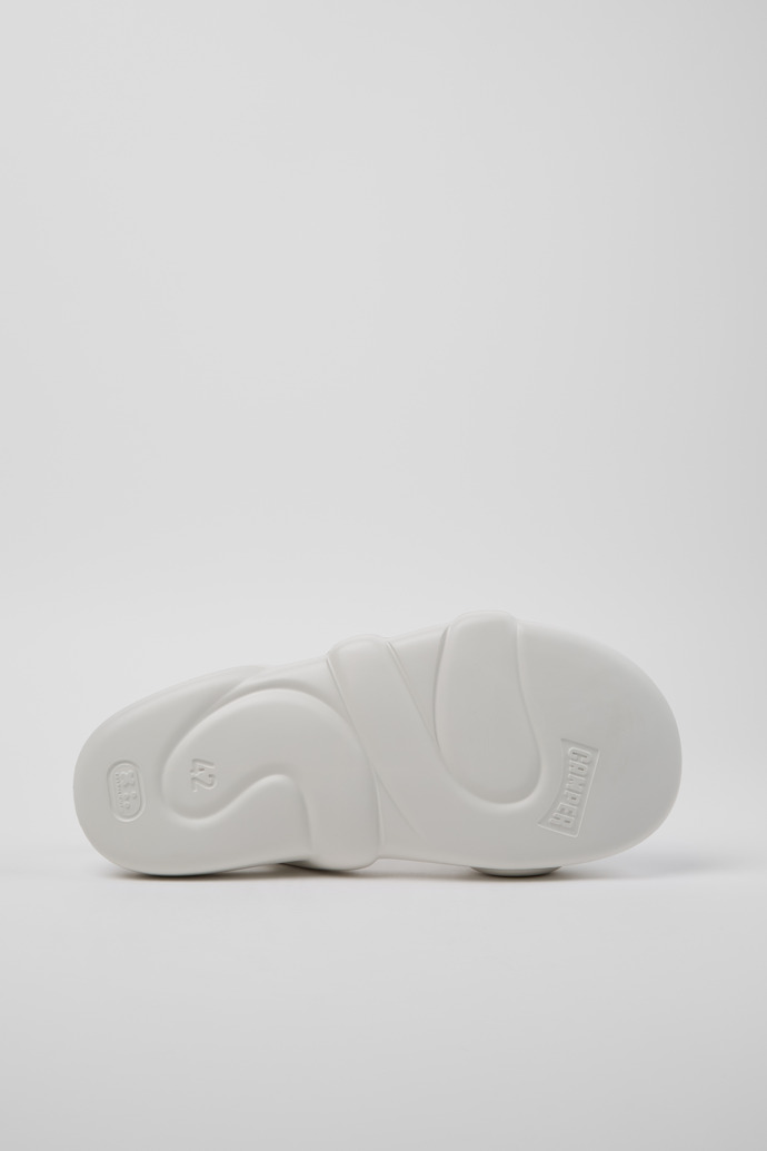 Camper Kobarah Flat Wide - Weißer Herrensandalette aus Textil.
