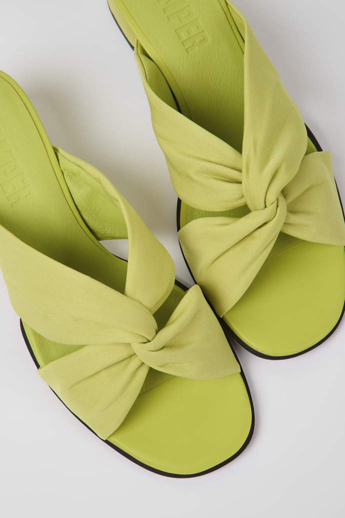 Camper Katie - Grüne Damensandale aus Textil