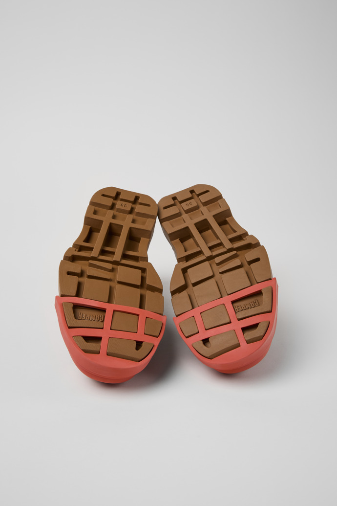 Camper Junction - Brauner Damenschuh aus regeneriertem Rindsleder.