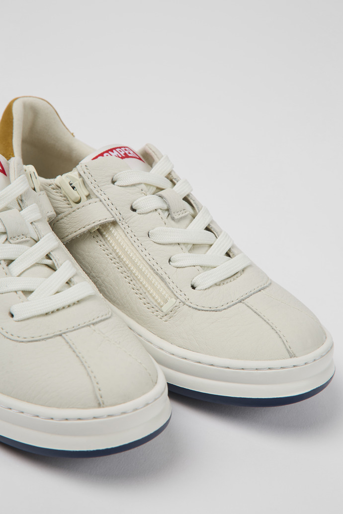 Camper Twins - Weißer Kindersneaker aus Leder und Nubukleder