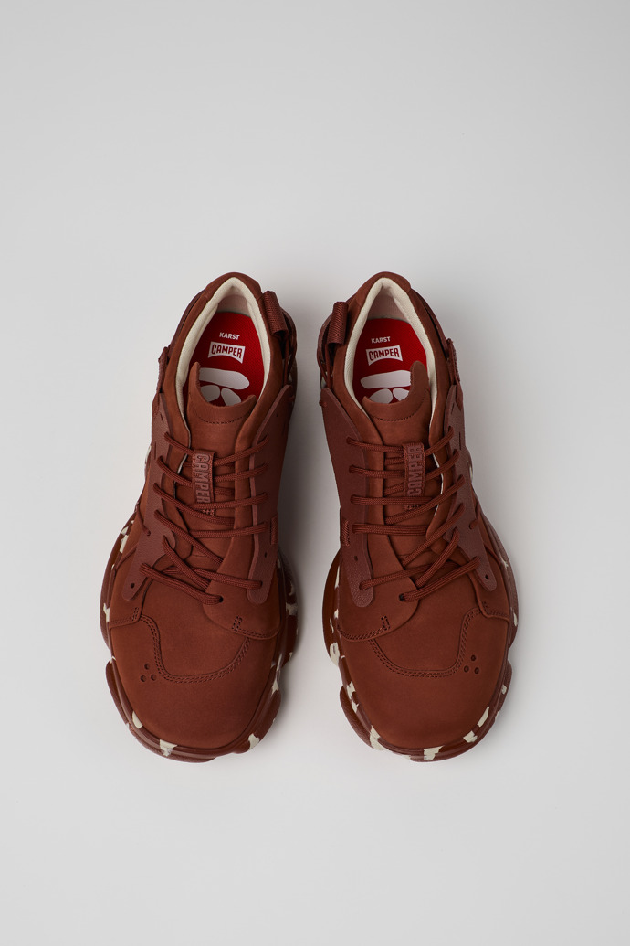 Camper Karst - Roter Herrensneaker aus Nubukleder und Textil
