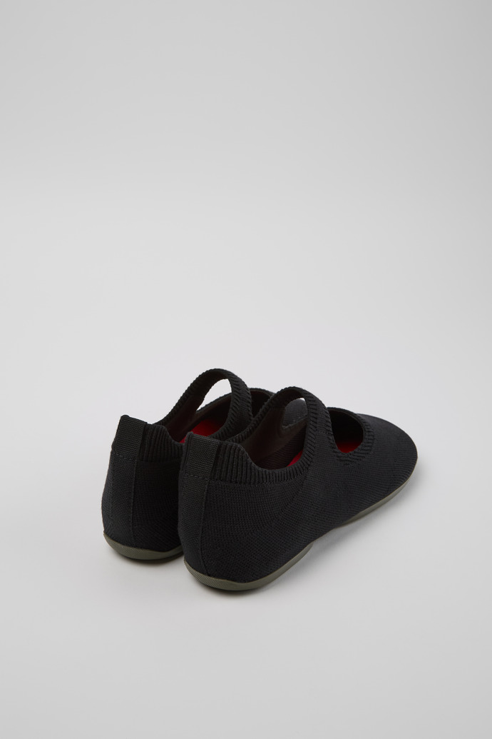 Camper Right - Schwarzer Damenschuh aus Textil.