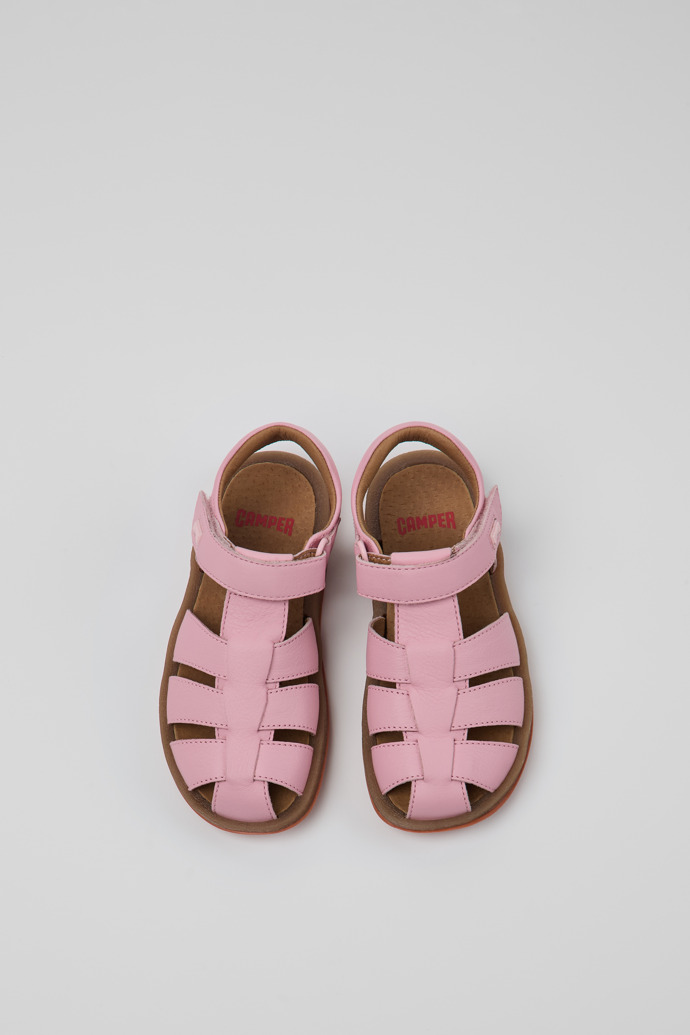 Camper Bicho - Rosa geschlossene Kindersandale aus Leder.