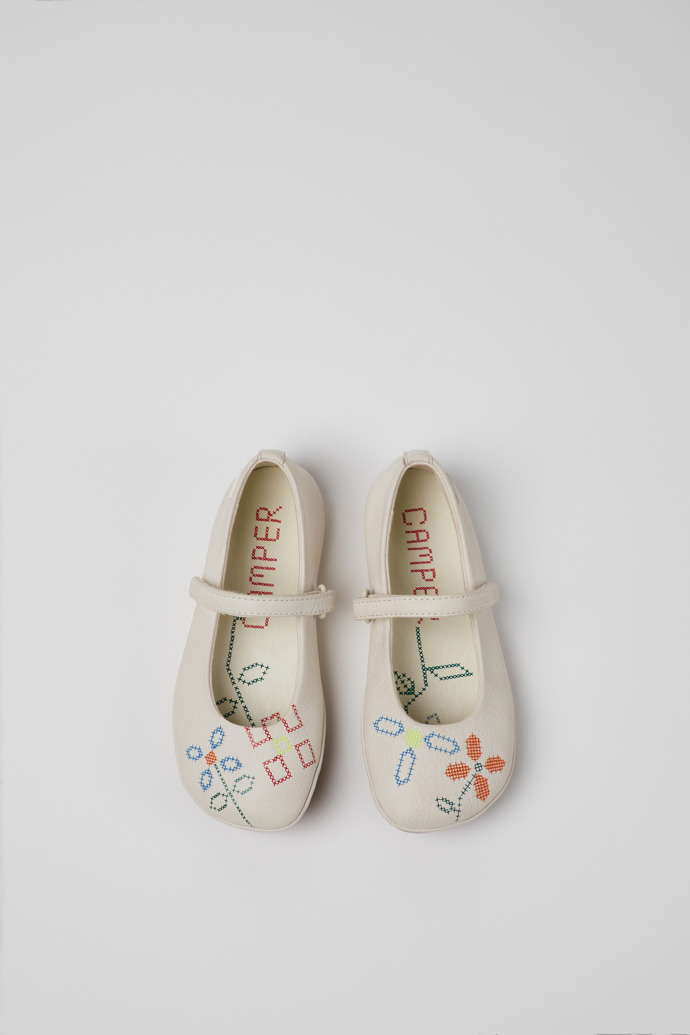 Camper Twins - Weißer Lederballerina für Kinder.