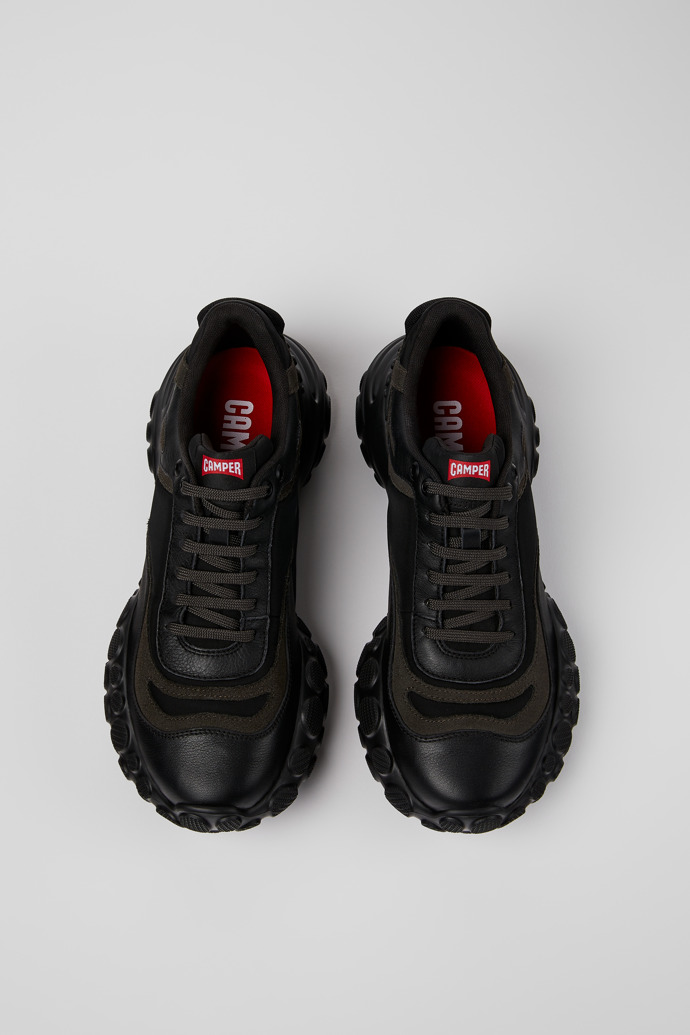 Camper Pelotas Mars - Schwarzer Herrensneaker aus Textil/Leder